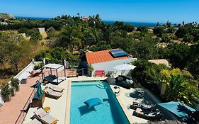 Palm View Guesthouse, Adults Only
