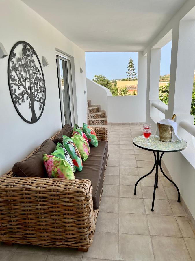 Palm View Guesthouse, Adults Only Praia Da Luz Exterior photo