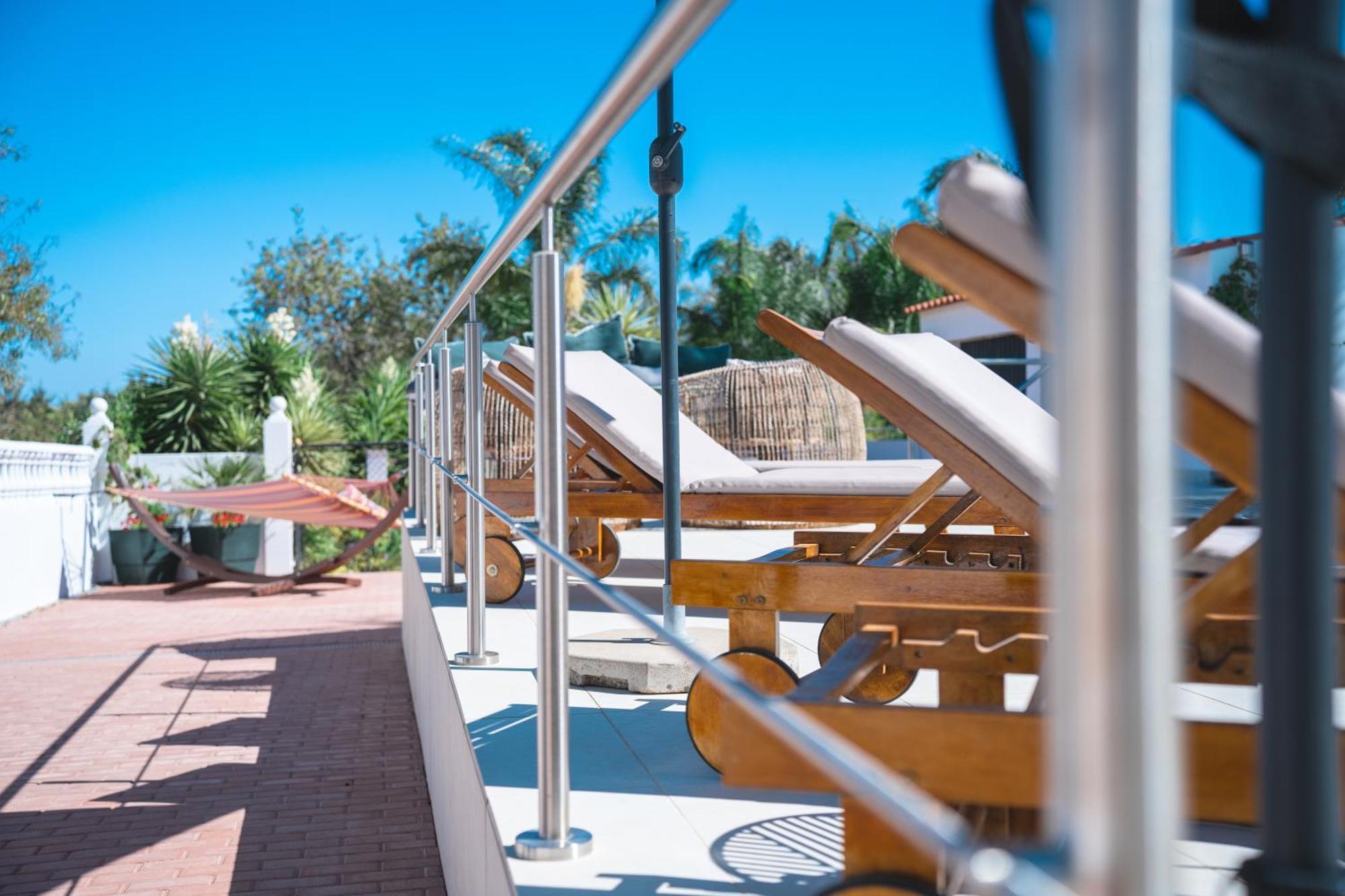 Palm View Guesthouse, Adults Only Praia Da Luz Exterior photo